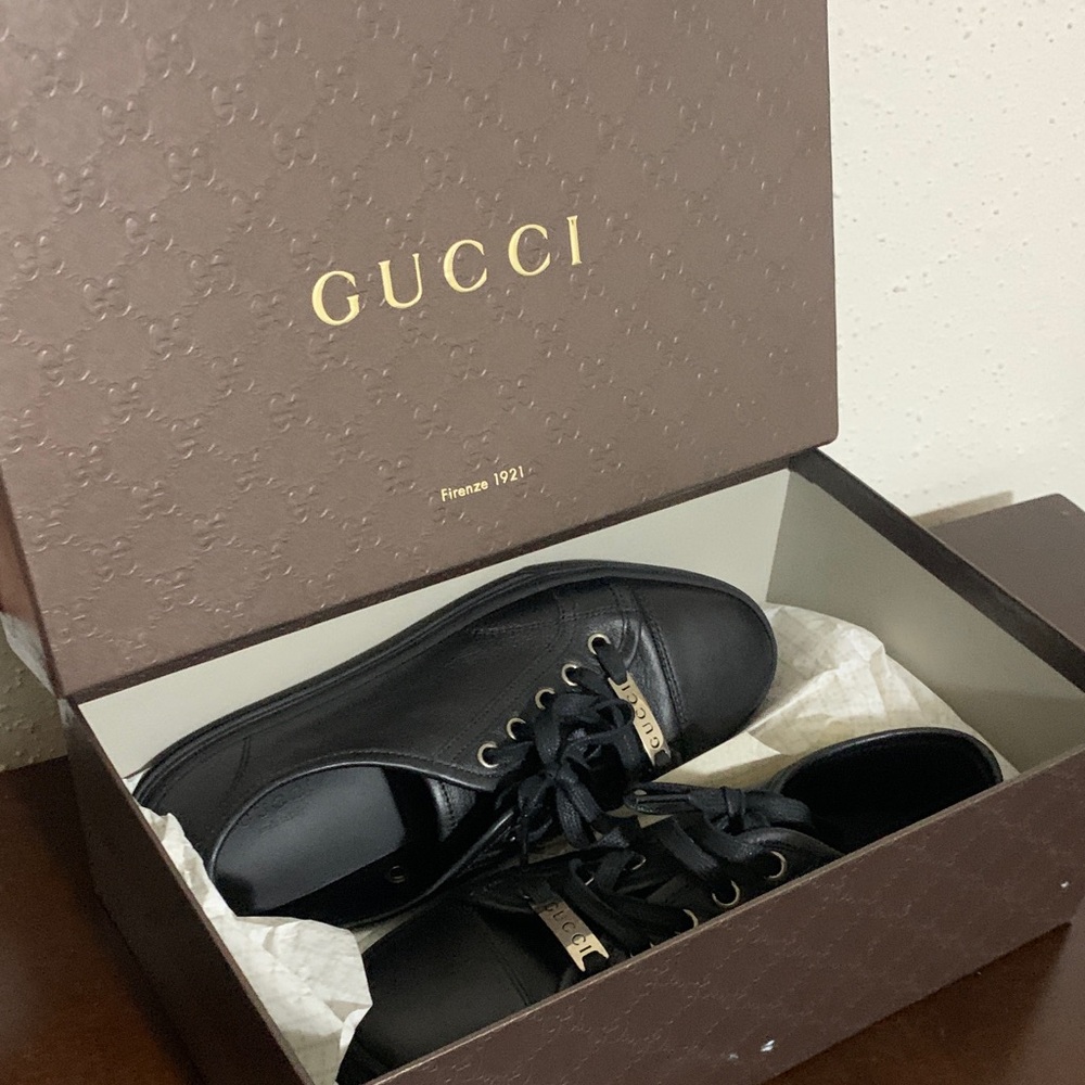 Gucci Black Leather Sneakers